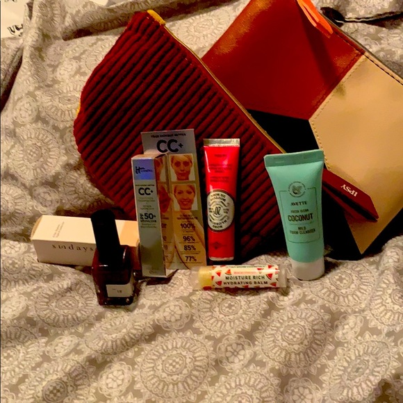 ipsy Other - Ipsy makeup bundle